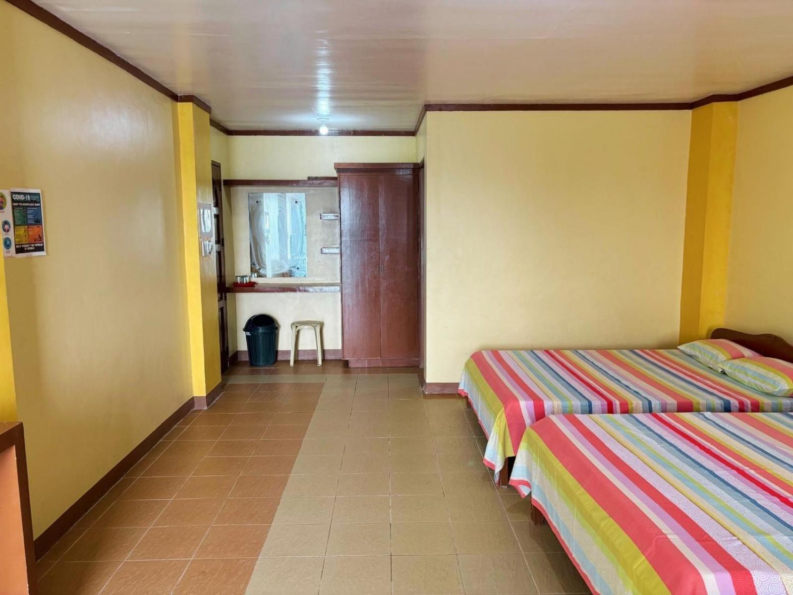 White Beach Hotel Puerto Galera Powered By Cocotel Екстериор снимка