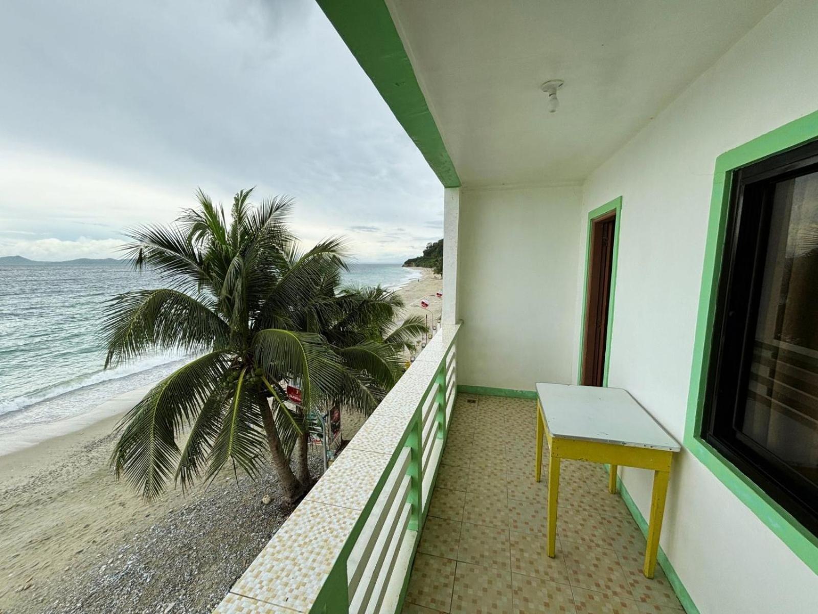 White Beach Hotel Puerto Galera Powered By Cocotel Екстериор снимка